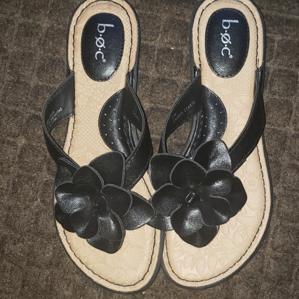 Black flower sandals